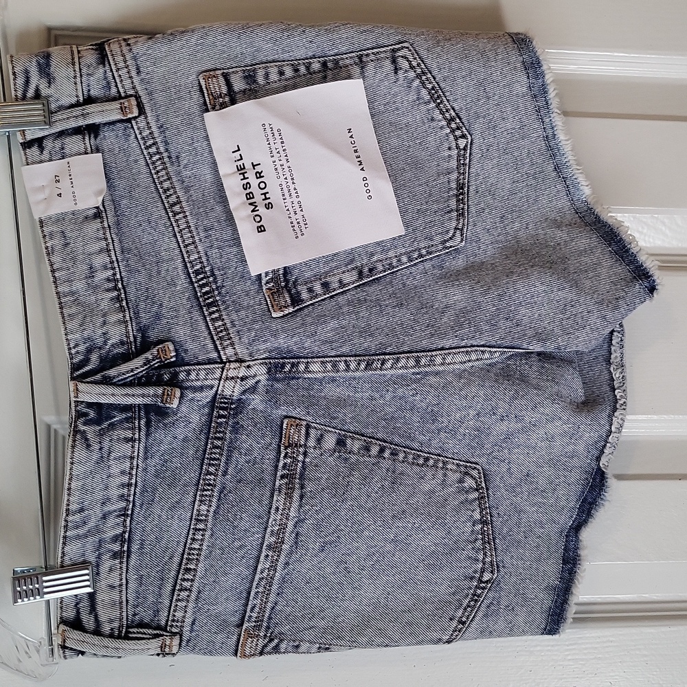 Good American Light Blue Distressed Denim Bombshell Shorts. - Picture 5 of 10